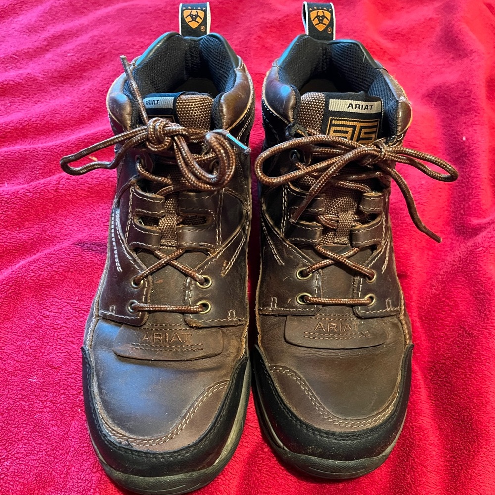 Men’s Ariat work boots